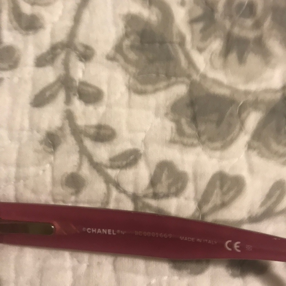Chanel raspberry glasses   Put your own lenses - Picture 3 of 3